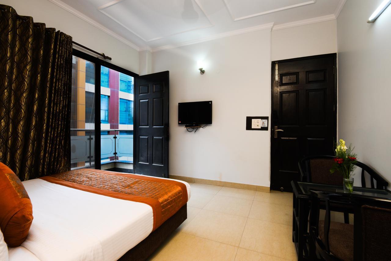 Hotel Sunrise Delhi  Exteriör bild