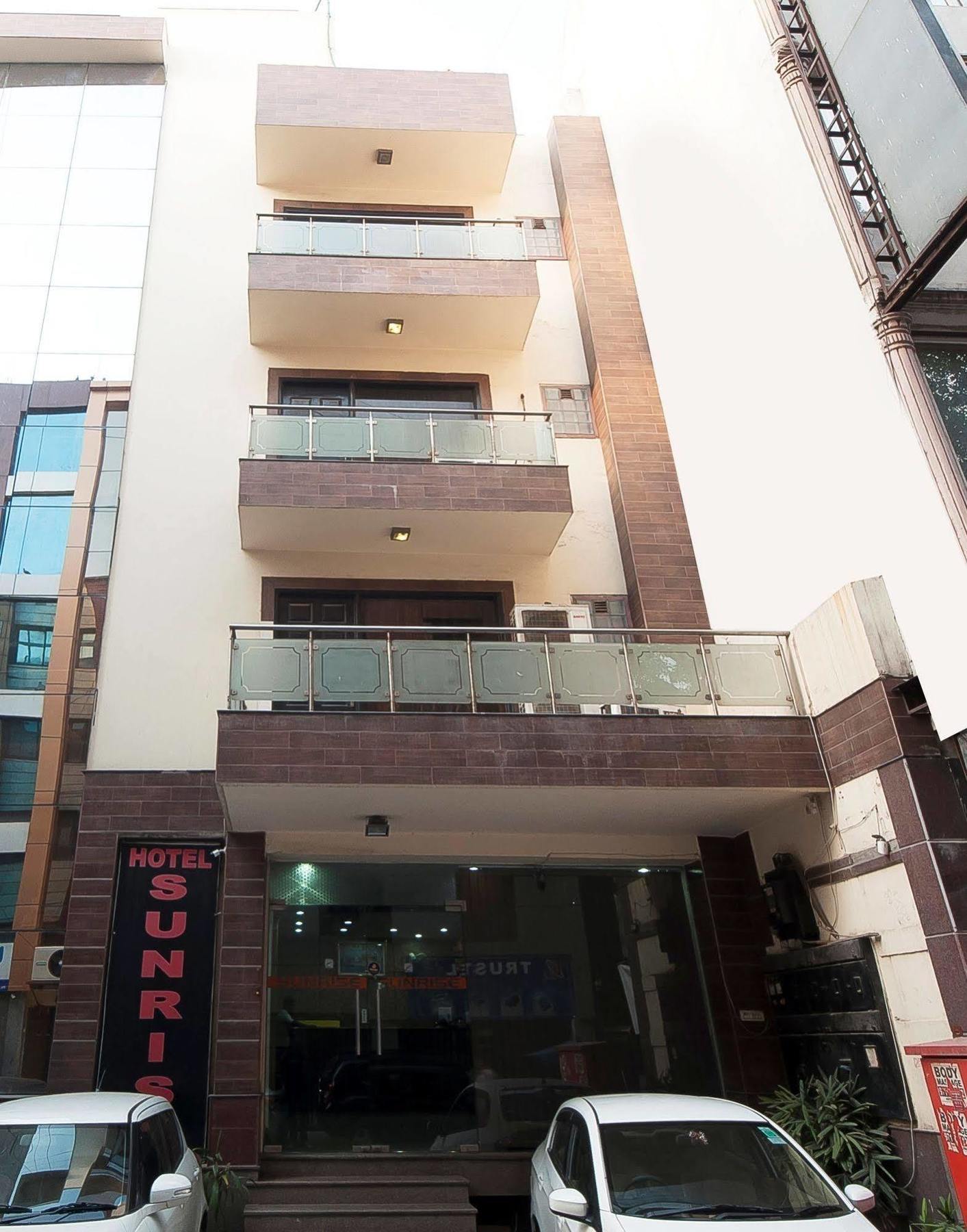 Hotel Sunrise Delhi  Exteriör bild